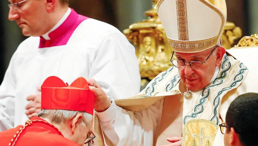 Cardenales que ya no son «príncipes de la Iglesia»