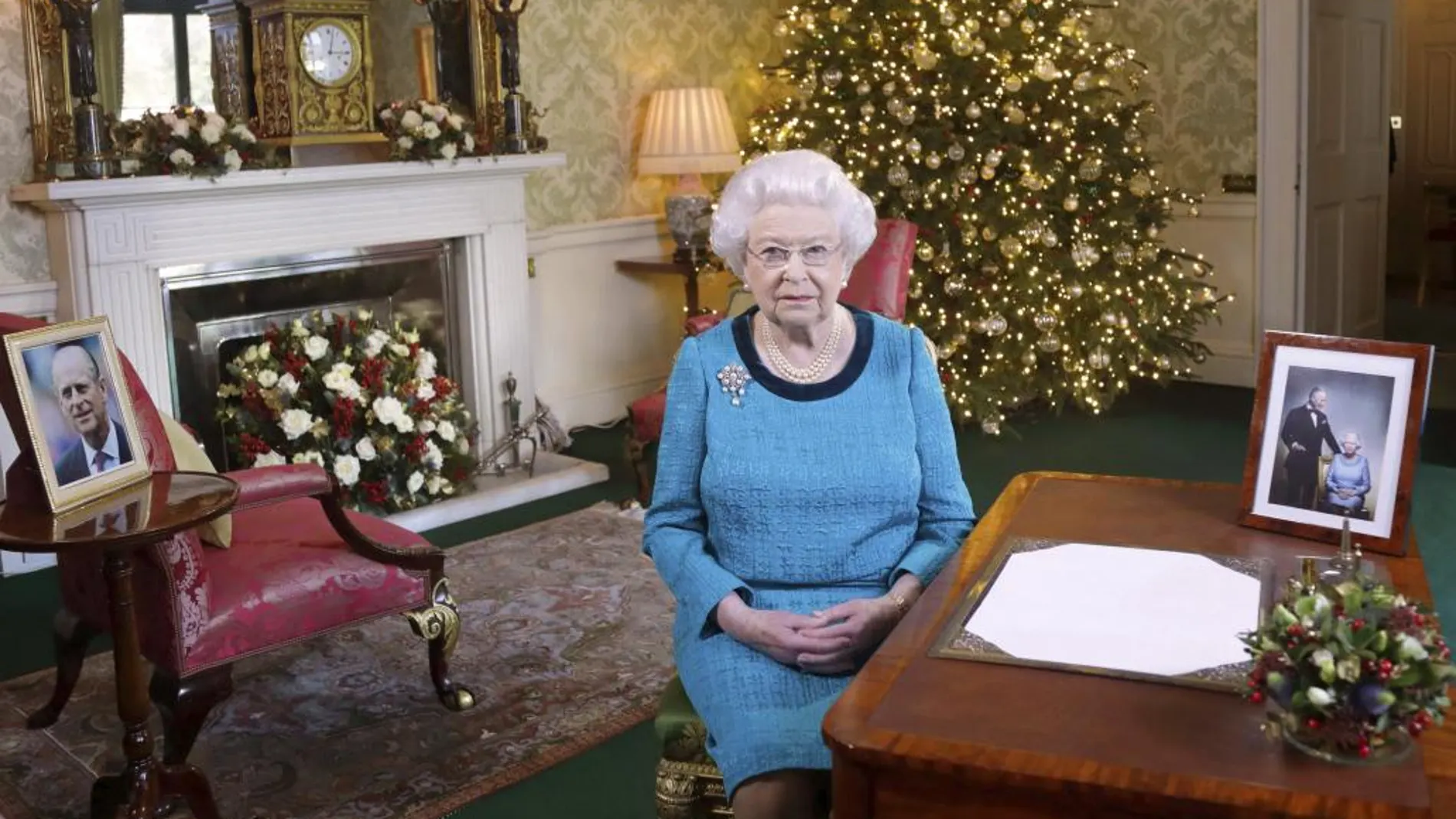 Isabel II después de grabar el mensaje de Navidad.