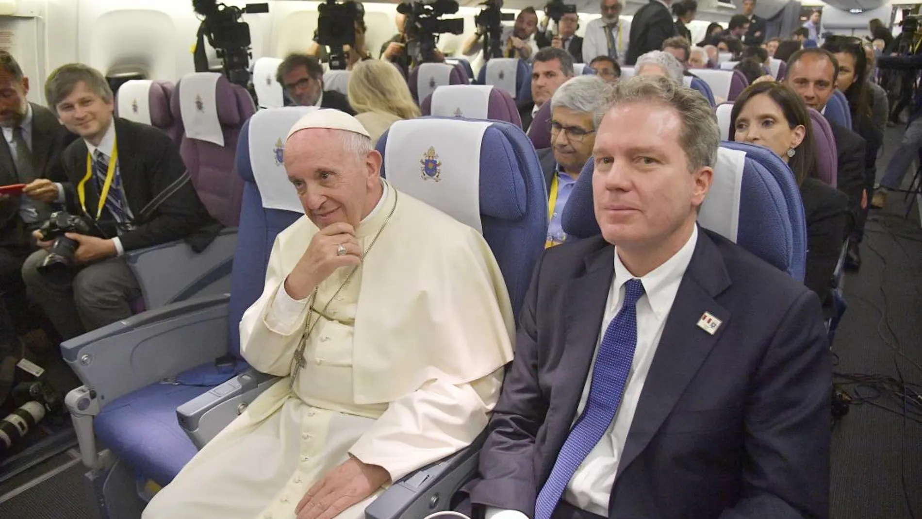 El Papa condena con firmeza los abusos sexuales en la Iglesia