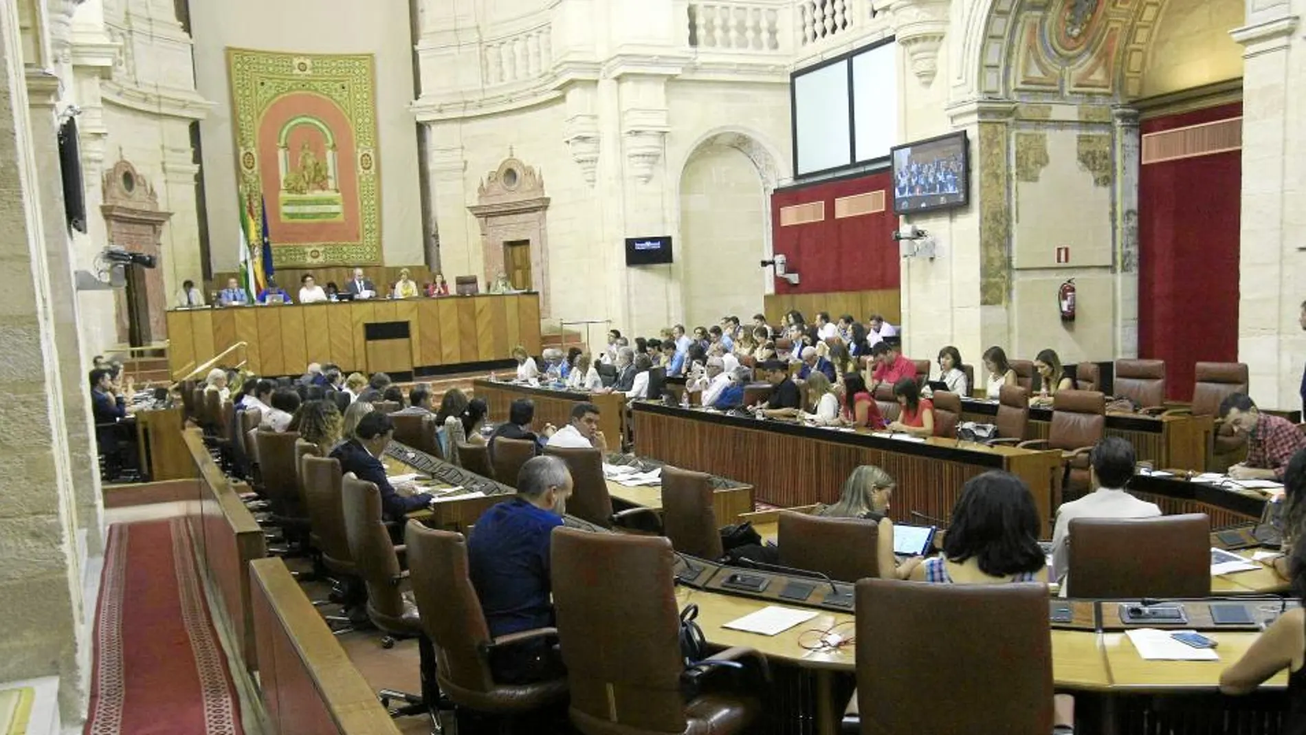 Imagen del interior del Parlamento autonómico en una sesión de trabajo