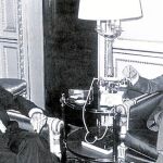 Adolfo Suárez, y Jordi Pujol en el palacio de La Moncloa poco antes de que se aprobara el primer estatuto en octubre de 1979