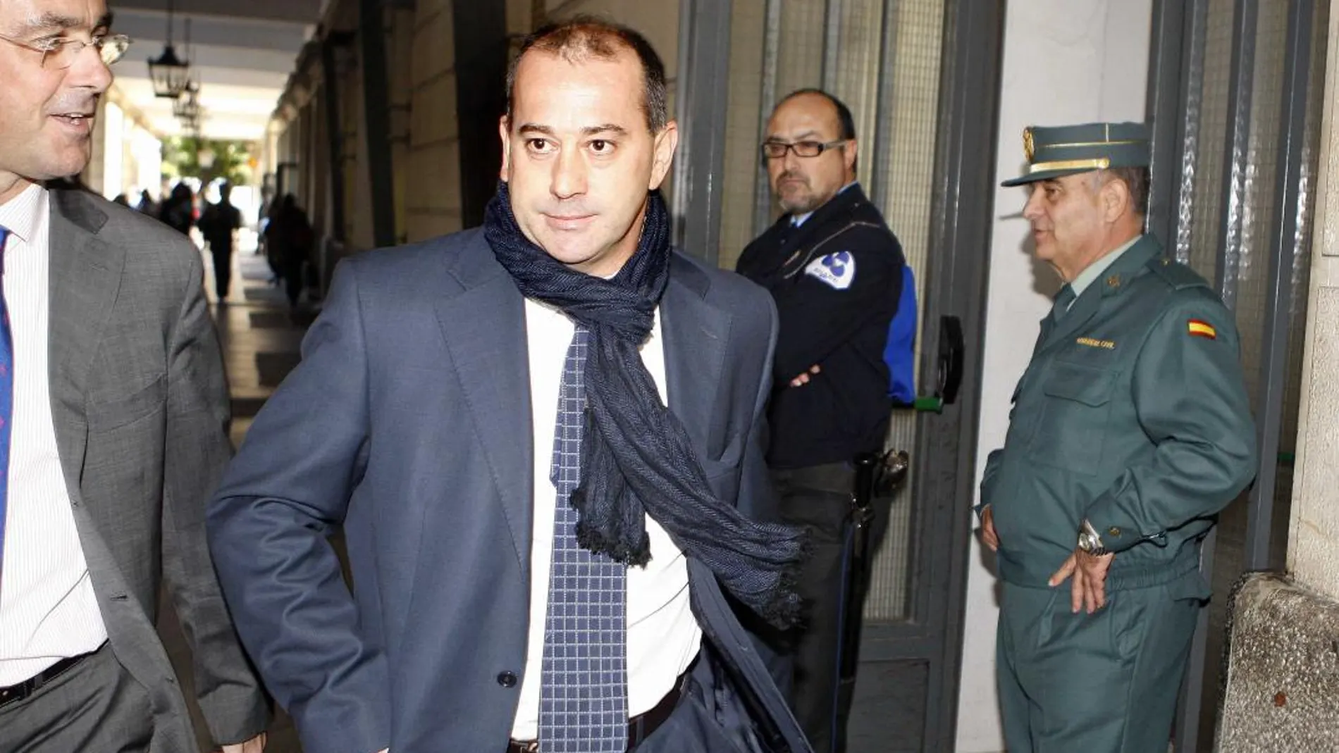 El ex jugador de fútbol «Pizo» Gómez, en una visita al juzgado