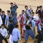  Manzanares, Cayetano y López Simón salen triunfadores en la goyesca de Ronda