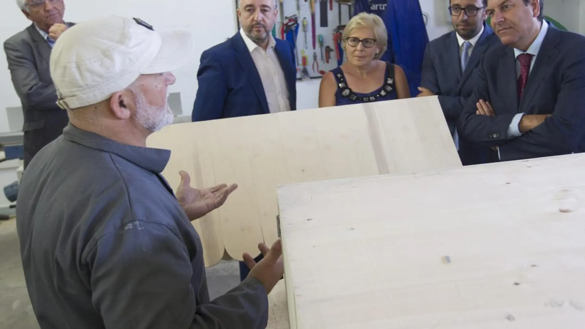 Fernández Carriedo junto a Sánchez, Castro y Gómez visita el CEE Arto Bene en Zamora