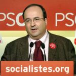 Iceta avisa que si el PSOE gira a la abstención, el PSC decidirá qué hace