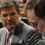 Rafael Catalá, junto a Mariano Rajoy, hoy, en el Congreso de los Diputados/ Efe