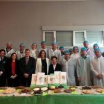 La presidenta de la Diputación, Ángeles Armisén, con los participantes del curso de operaciones básicas de pastelería de Gullón / Dip. Palencia
