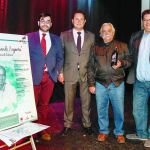 El director de la Fundación EME, Ernesto Monsalve, Teófilo Gómez, Juan Antonio Fernández y Francisco de la Fuente presentan el ciclo