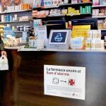 Imagen del manifiesto redactado en 2011 colgado en una farmacia contra los impagos.