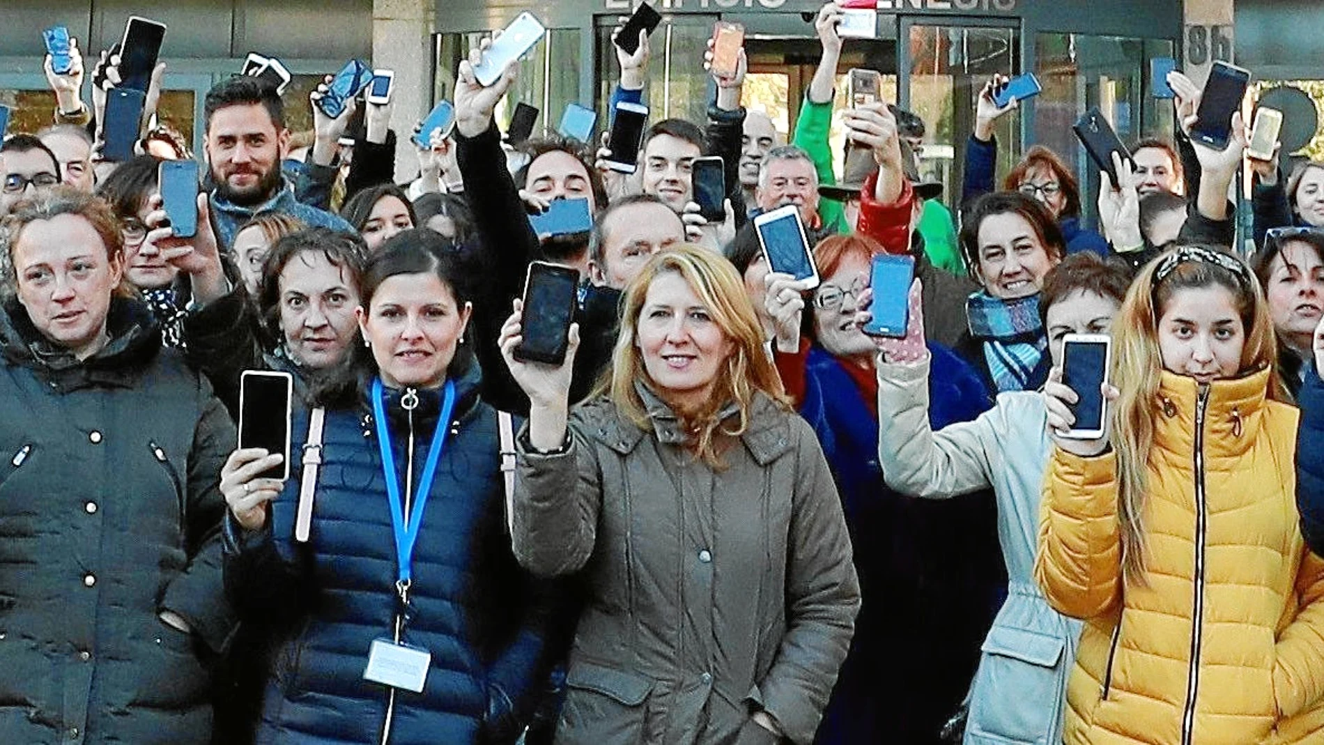 Concentración de periodistas el pasado viernes en Palma de Mallorca en protesta por la orden judicial que desbarata el derecho al secreto profesional