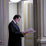 La canciller alemana telefoneó ayer al presidente para expresarle su confianza en que prevalezca el orden constitucional y el respeto a la legalidad ante el desafío de los independentistas