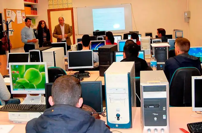 El Gobierno Herrera potencia los cursos formativos de inglés, cultura y para jóvenes