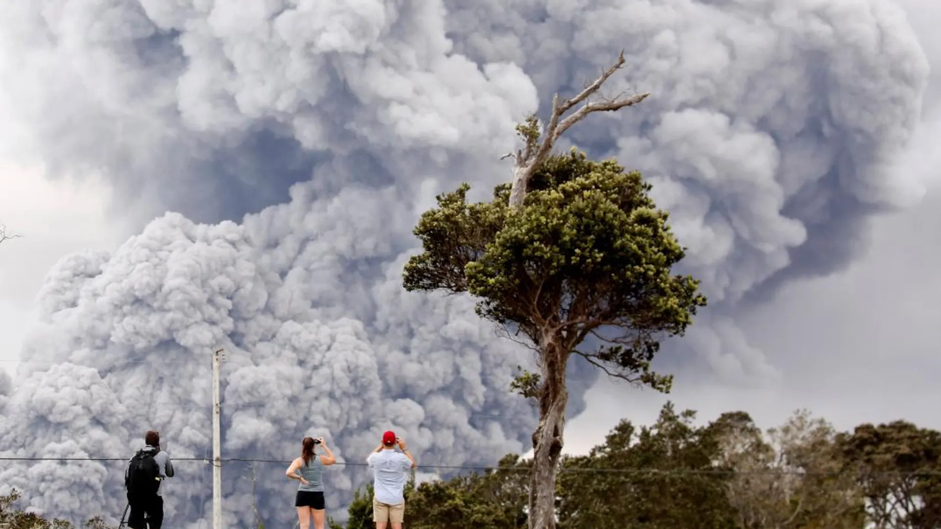 Un gran explosión ha sacudido hoy el Kilauea/foto: Reuters