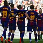 Dembélé (i), Coutinho (2i), Alcárcer (c), Messi (2d) y Jordi Alba (d) celebran el gol contra el Athletic de Bilbao. EFE/ Alberto Estévez