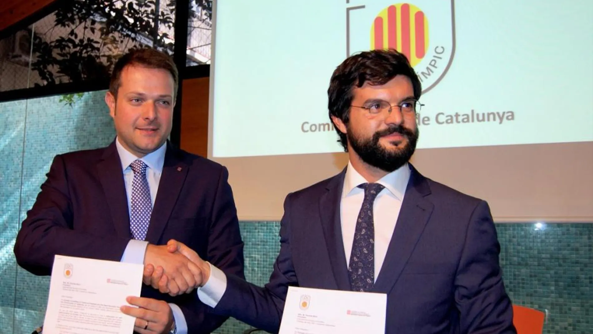 A la derecha, Gerard Esteva, presidente del Comité Olímpico Catalán