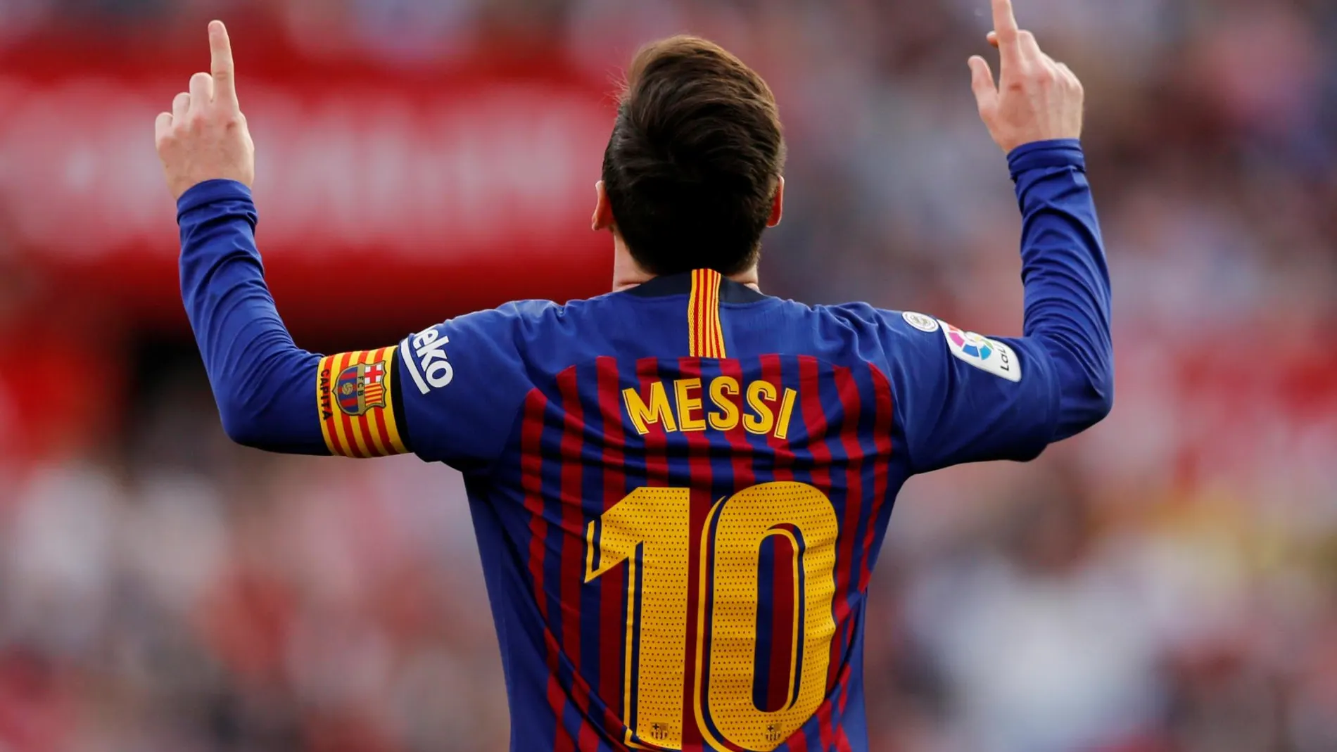 Messi celebra uno de sus goles en Sevilla