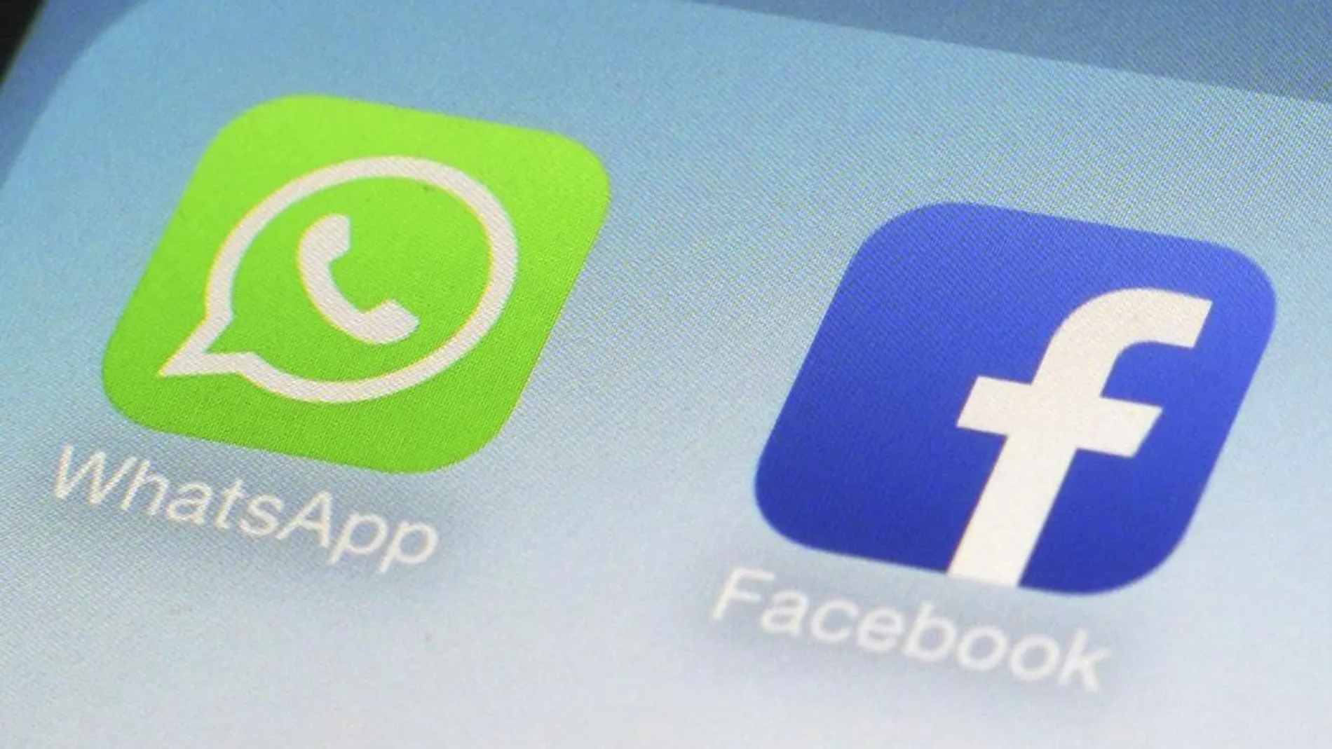 WhatsAPP permitirá ver vídeos de Facebook sin salir de la ‘app’ /AP