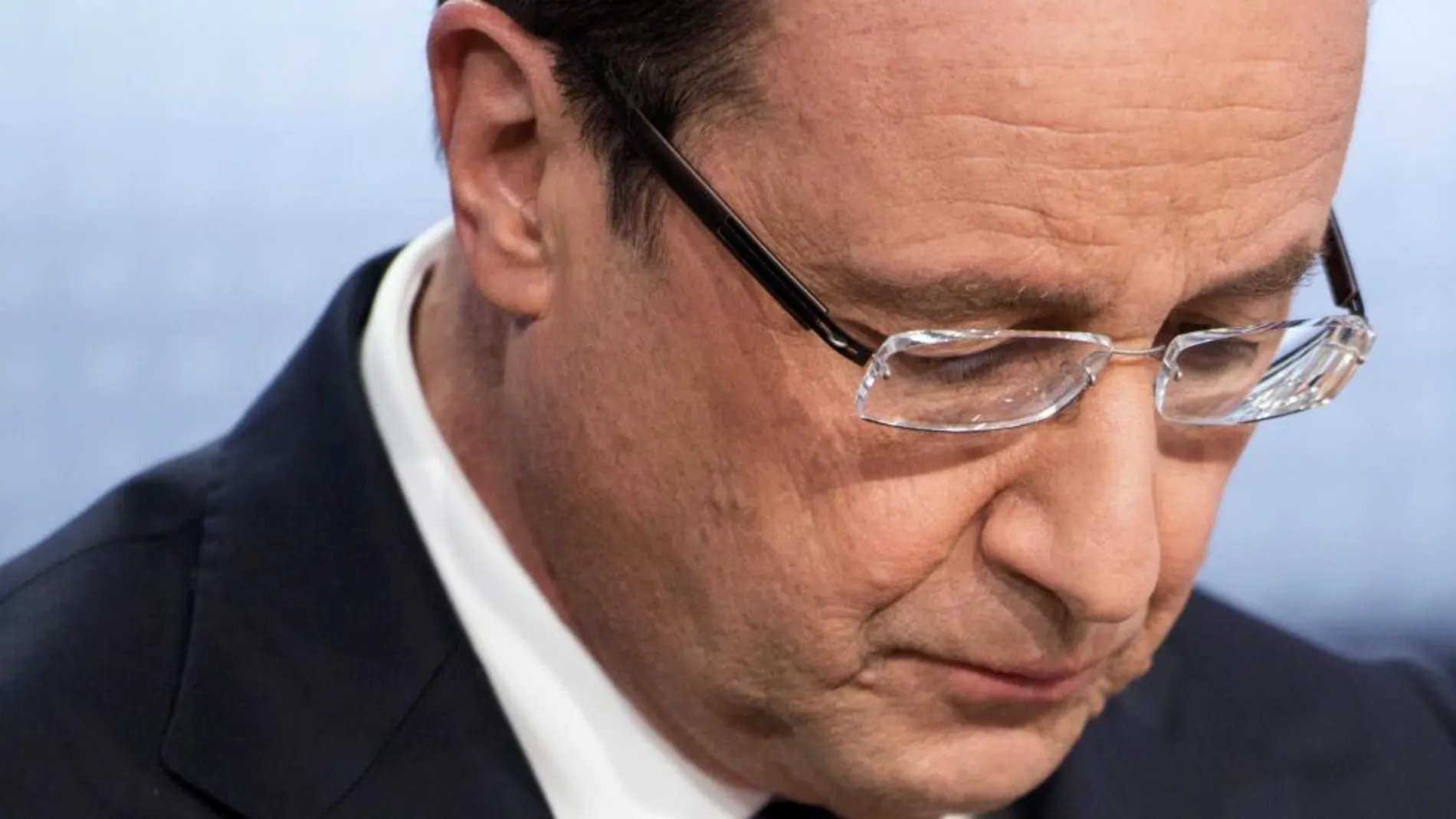 Francia se aleja de los objetivos de déficit