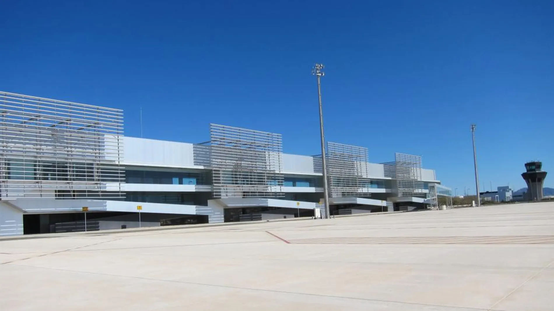 Sigue adelante el proceso de licitación del Aeropuerto Internacional de la Región de Murcia