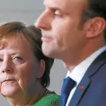  Macron y Merkel proponen un plan de 500.000 millones para salvar a la UE