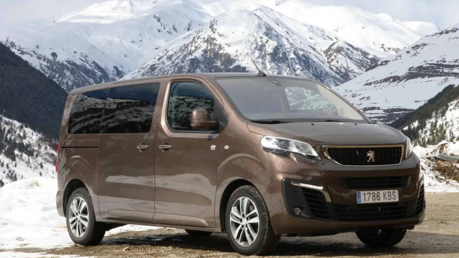 Peugeot amplía su gama 4x4 al modelo Traveller: aventuras con confort y habitabilidad