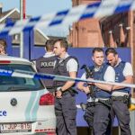 Tres ladrones armados con fusiles obligan a evacuar un centro comercial belga
