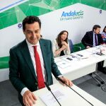 El líder del PP-A, Juanma Moreno, en el Comité Ejecutivo del partido/ Foto: Manuel Olmedo