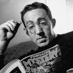 Sidney Joseph Perelman (1904-1979) publicó durante más de cuarenta años el grueso de sus disparatados relatos en The New Yorker. Resultó ganador del Oscar al mejor guión adaptado en 1956 por «La vuelta al mundo en 80 días» pero evitó aparecer en la entrega