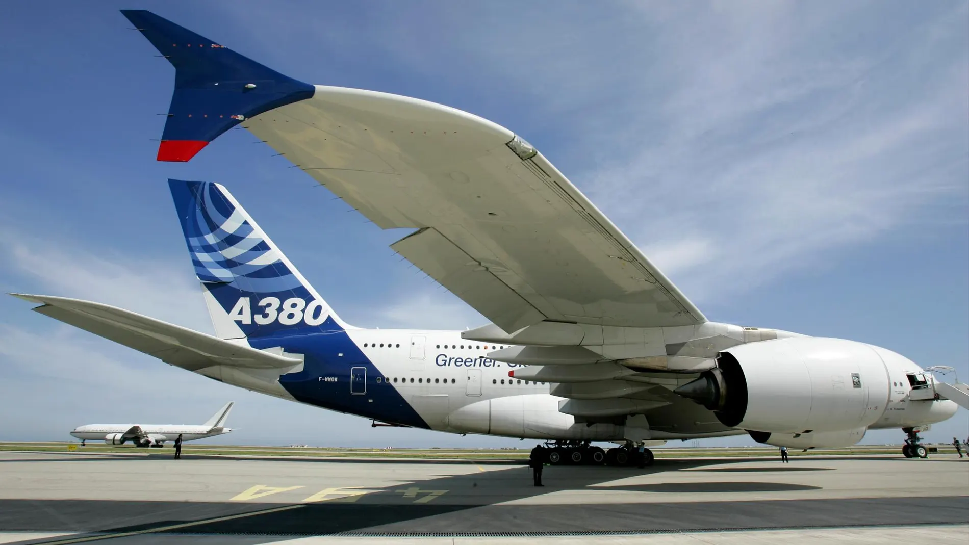 Un A380 en las instalaciones de Airbus en Toulouse
