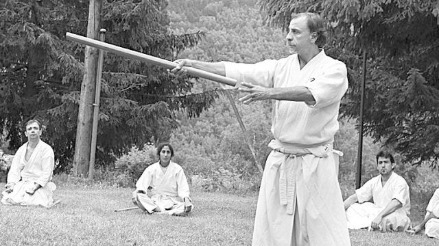 El maestro en aikido Carmelo Ríos