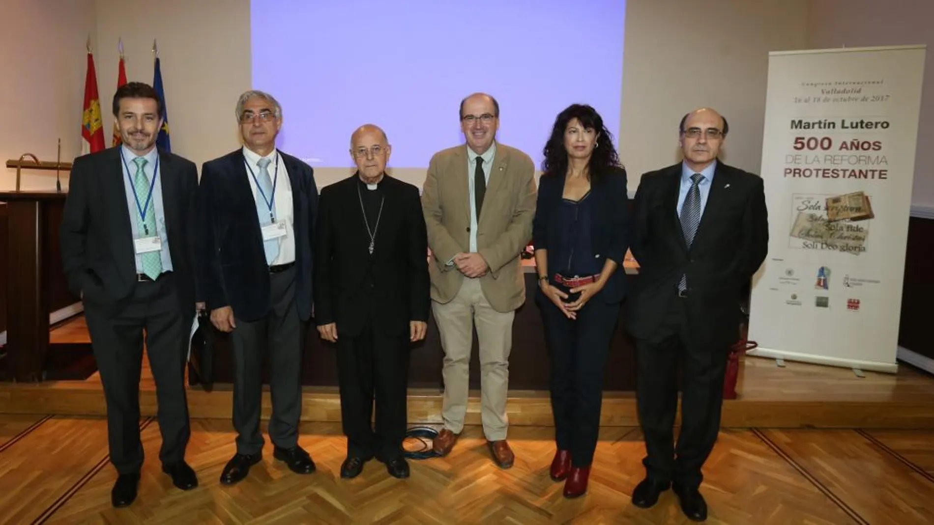 Inauguración del Congreso con la presencia de Ricardo Blázquez, Ana Redondo y José Luis Alonso Ponga, entre otros