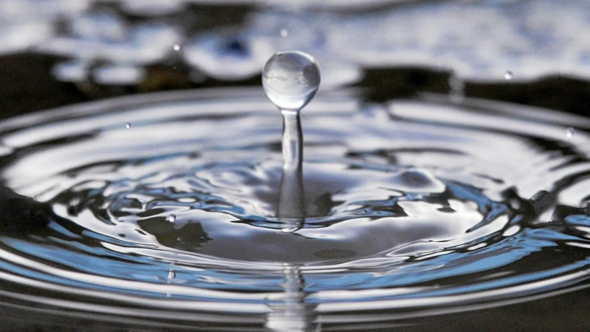 Conocer el origen del agua es un viejo empeño de la ciencia. La búsqueda de agua fuera de nuestro mundo es el objetivo más preciado