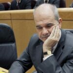 Manuel Chaves rompe la estrategia de Sánchez al defender la aplicación del 155