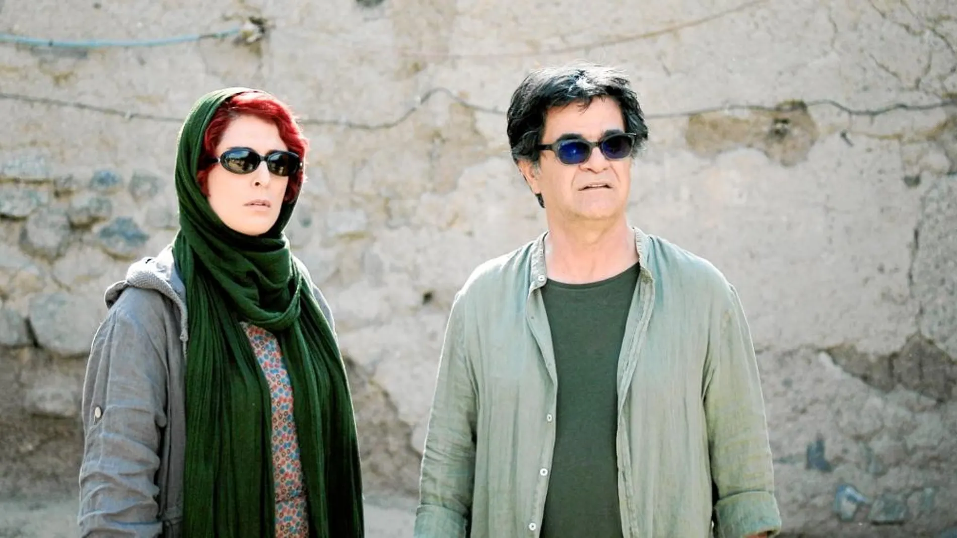 Jafar Panhari, junto a la actriz Behnaz Jafari, durante el rodaje de «Three Faces»