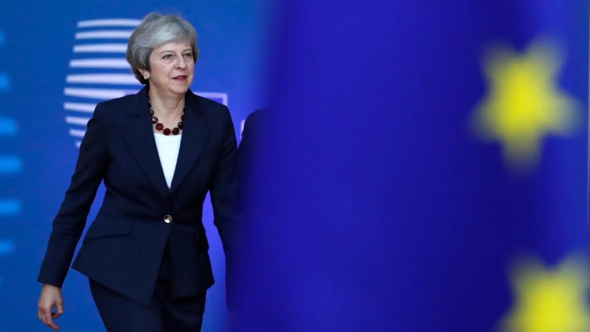 Theresa May llega a una cumbre del Consejo Europeo en Bruselas (Bélgica). EFE/ STEPHANIE LECOCQ