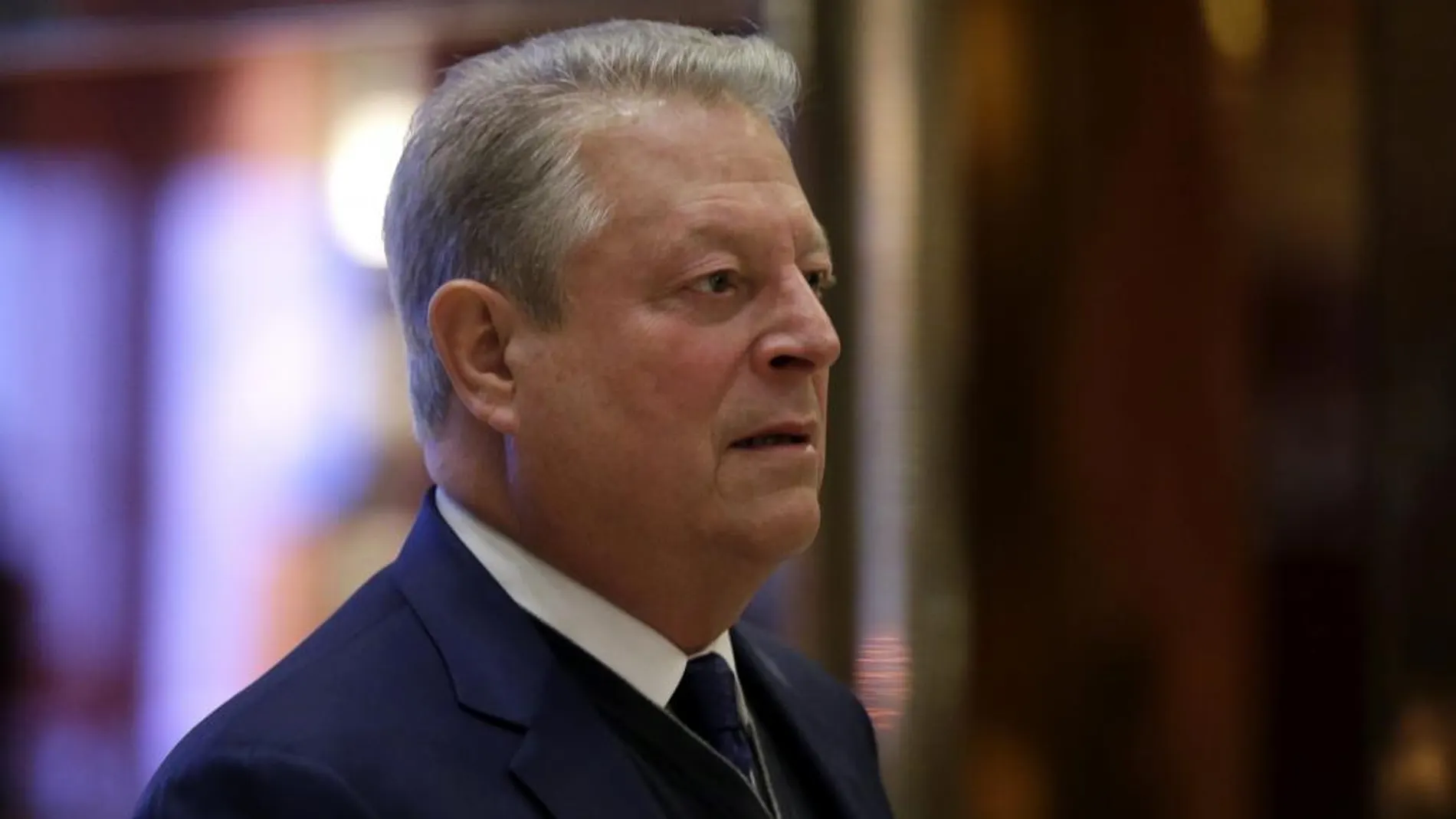 El ex vicepresidente estadounidense, Al Gore a su llegada a la Trump Tower de Nueva York, Estados Unidos hoy 5 de diciembre de 2016 para encontrarse con la hija de Donald Trump, Ivanka para discutir sobre tema medioambientales