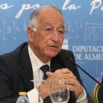 Amat dejará de presidir la Diputación de Almería tras la aprobación de presupuesto el 29 de diciembre
