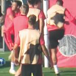 De la tensión a las disculpas. La crisis se trasladó ayer a la sesión de entrenamiento en Valdebebas. Sergio Ramos propinó dos pelotazos al canterano Reguilón después de que éste tratara de arrebatarle la pelota en un ejercicio. El capitán luego se disculpó en Twitter.