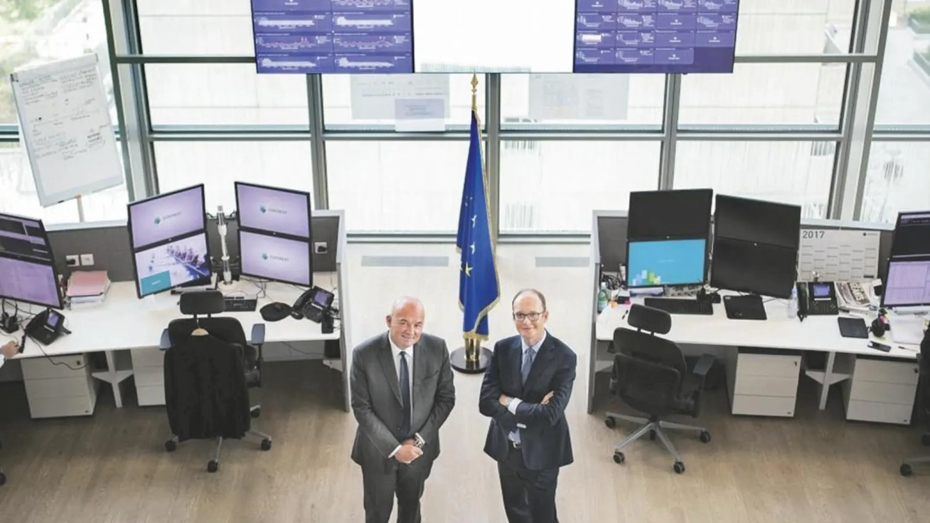 Stéphane Boujnahes, máximo responsable de Euronext, junto a Anthony Attia, CEO de Euronext en París y Global Head of Listing