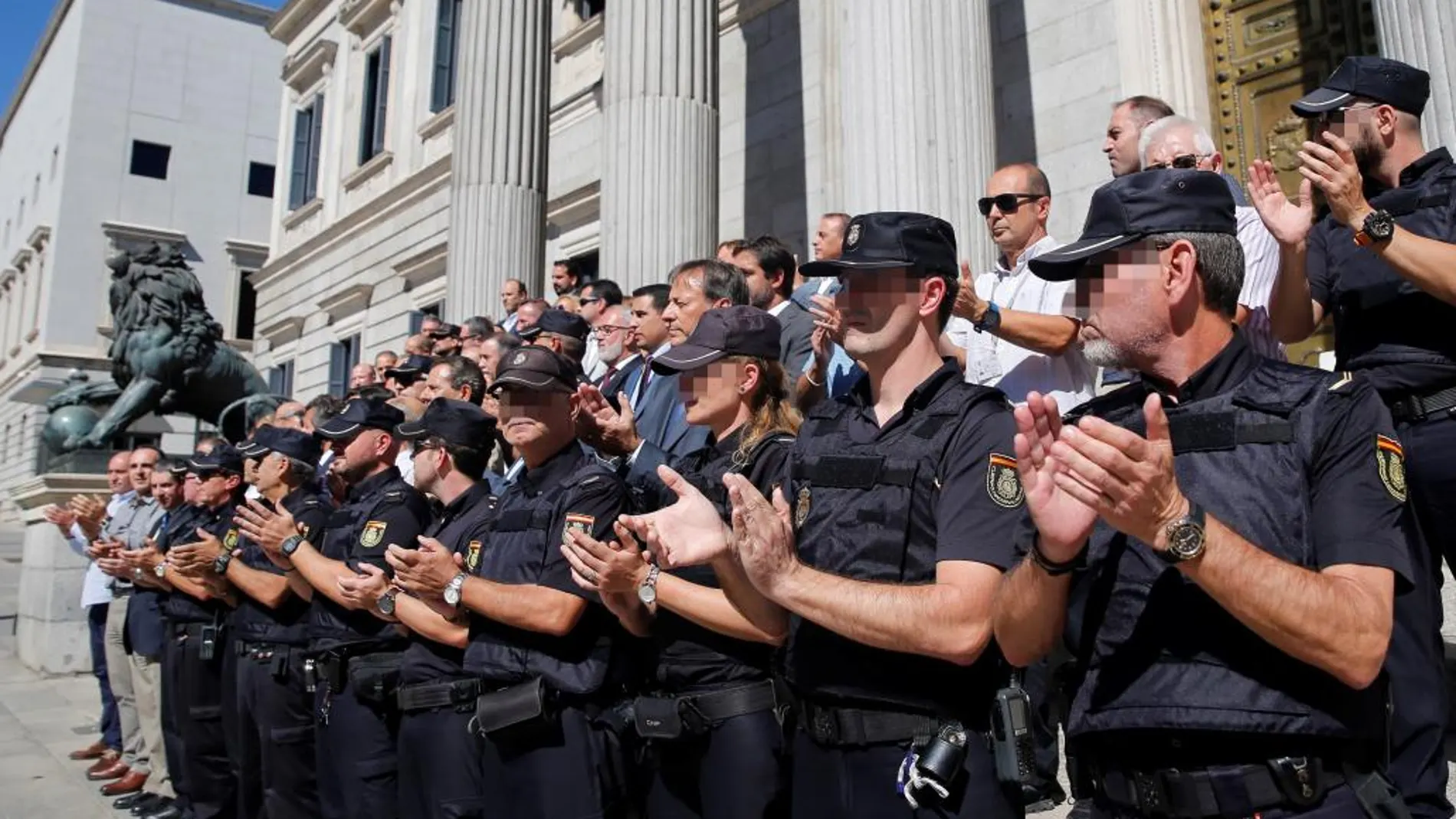 La Fiscalía cifra la «violencia policial» en el 0,037%