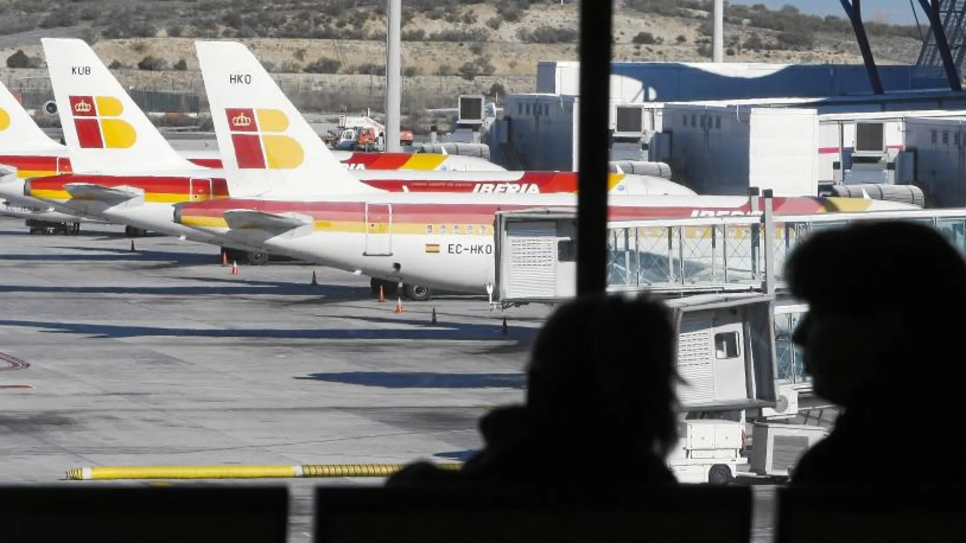 Barajas ha vuelto a acoger a más viajeros que El Prat tras el vuelco de agosto a favor del aeródromo catalán