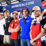Los pilotos de MotoGP envían ánimos y fuerza a Casillas