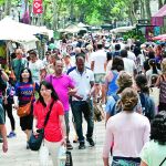 Cinco de las siete actuaciones previstas con el dinero de la tasa turística se destinarán a mejorar espacios de Ciutat Vella, el distrito más castigado por el turismo.