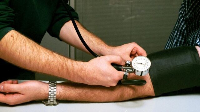 La hipertensión es una de las principales causas de muerte y enfermedad en todo el mundo | Fotografía de archivo