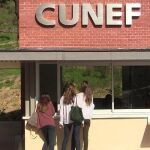 «Overbooking» de estudiantes en la escuela financiera Cunef