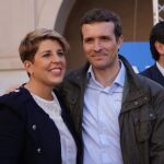 El presidente del PP, Pablo Casado, arropó a la candidata a la Alcaldía de Cartagena, Noelia Arroyo, junto López Miras. LA RAZÓN