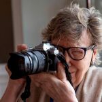 Fallece Joana Biarnés a los 83 años de edad, una de las fotoperiodistas pioneras en nuestro país / EFE