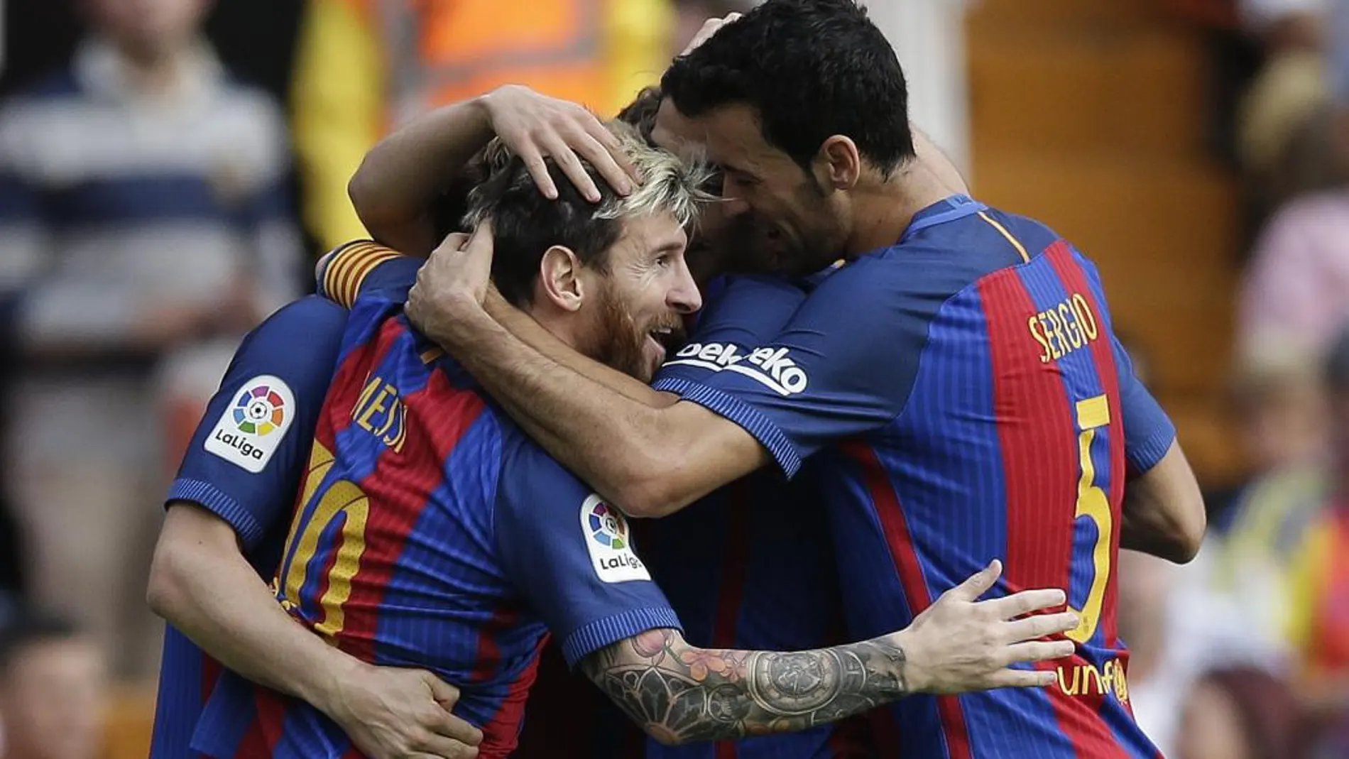 Lionel Messi celebra su gol frente al Valencia