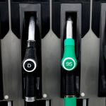 El IPC se desploma cinco décimas en diciembre, hasta el 1,2%, por la bajada de los carburantes