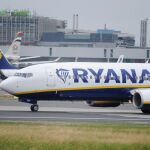 Imagen de archivo de un avión de Ryanair en el aeropuerto de Dublín